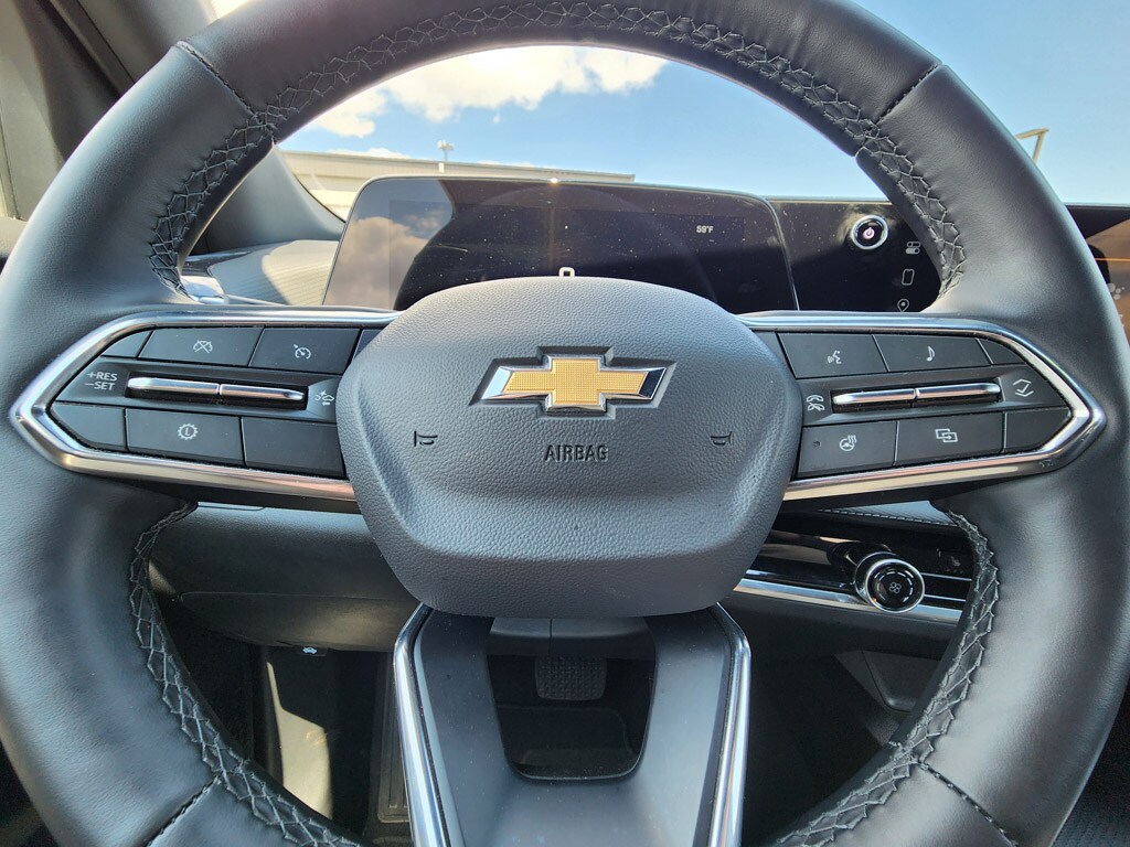 2025 Chevrolet Equinox LT - Photo 31