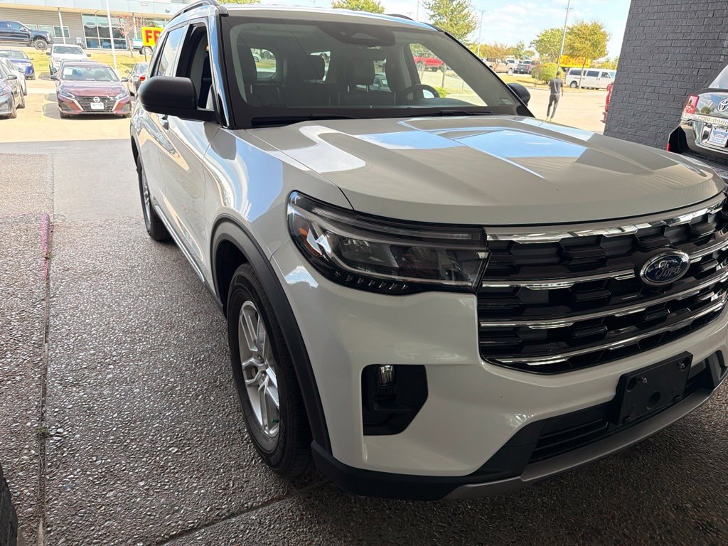 Certified 2025 Ford Explorer Active SUV