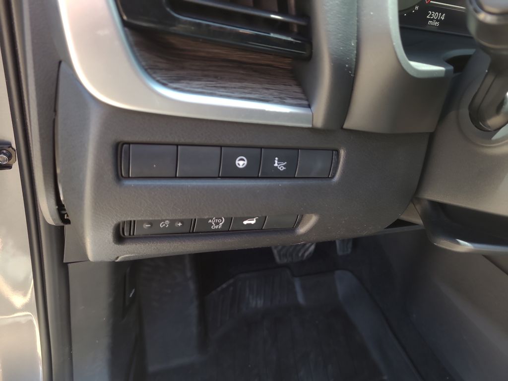 2025 Nissan Rogue Platinum - Photo 25