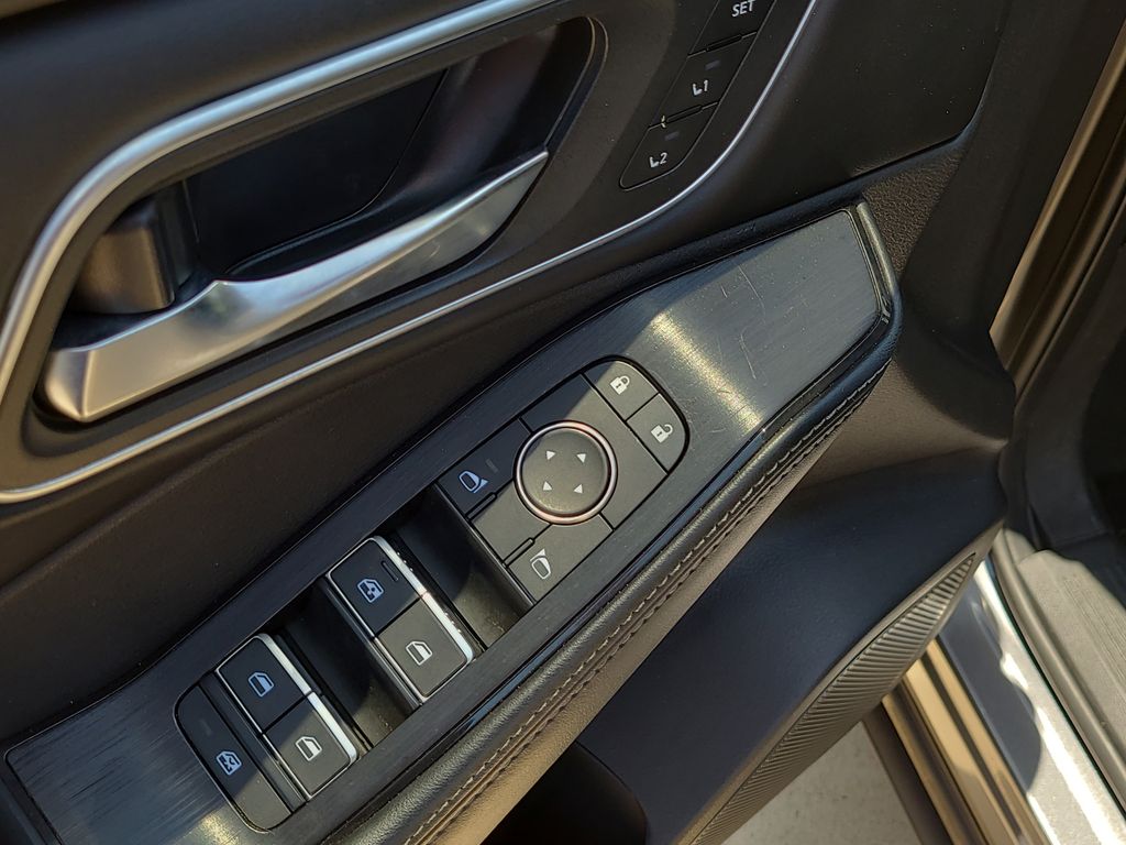 2025 Nissan Rogue Platinum - Photo 22