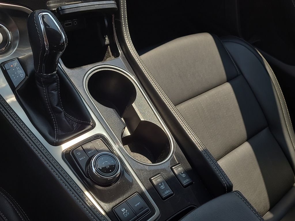 2022 Nissan Maxima SV - Photo 25
