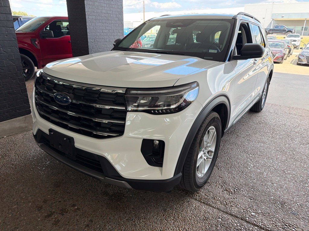 Certified 2025 Ford Explorer Active SUV