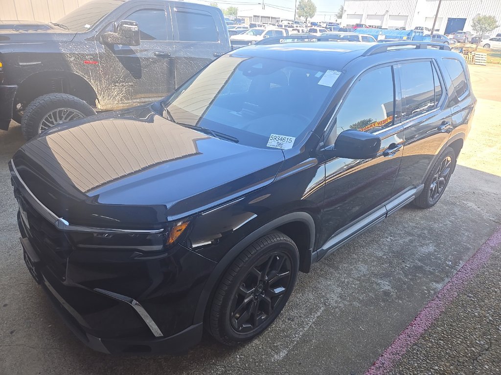 Certified 2025 Honda Pilot Elite SUV