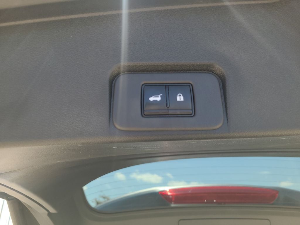 2025 Nissan Rogue Platinum - Photo 15