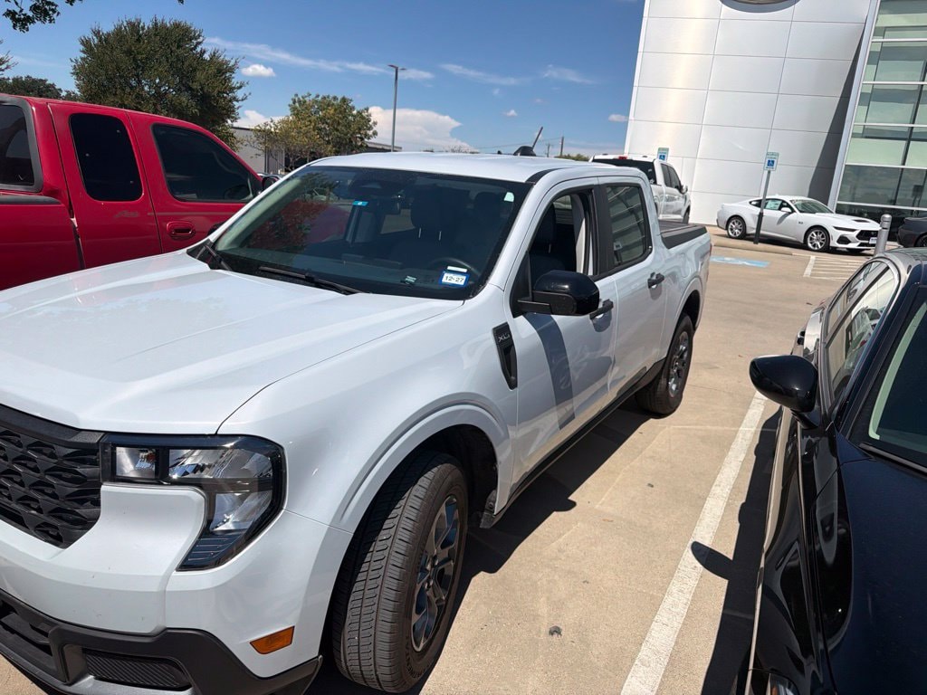 Certified 2025 Ford Maverick XLT Truck