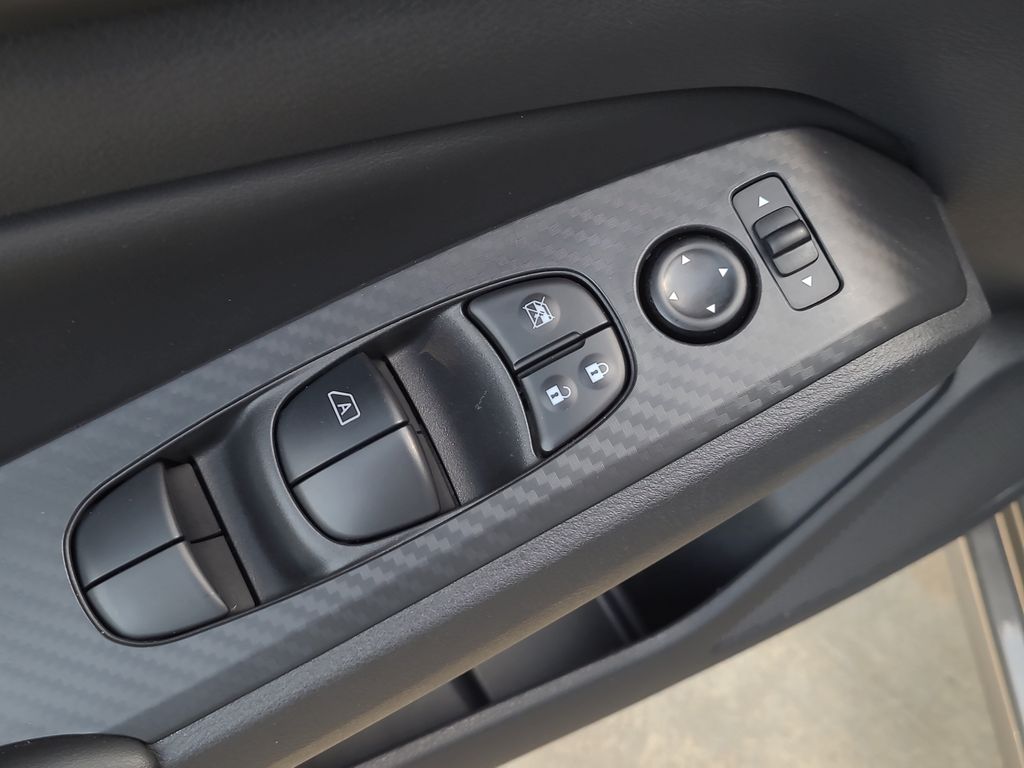 2025 Nissan Altima S - Photo 18
