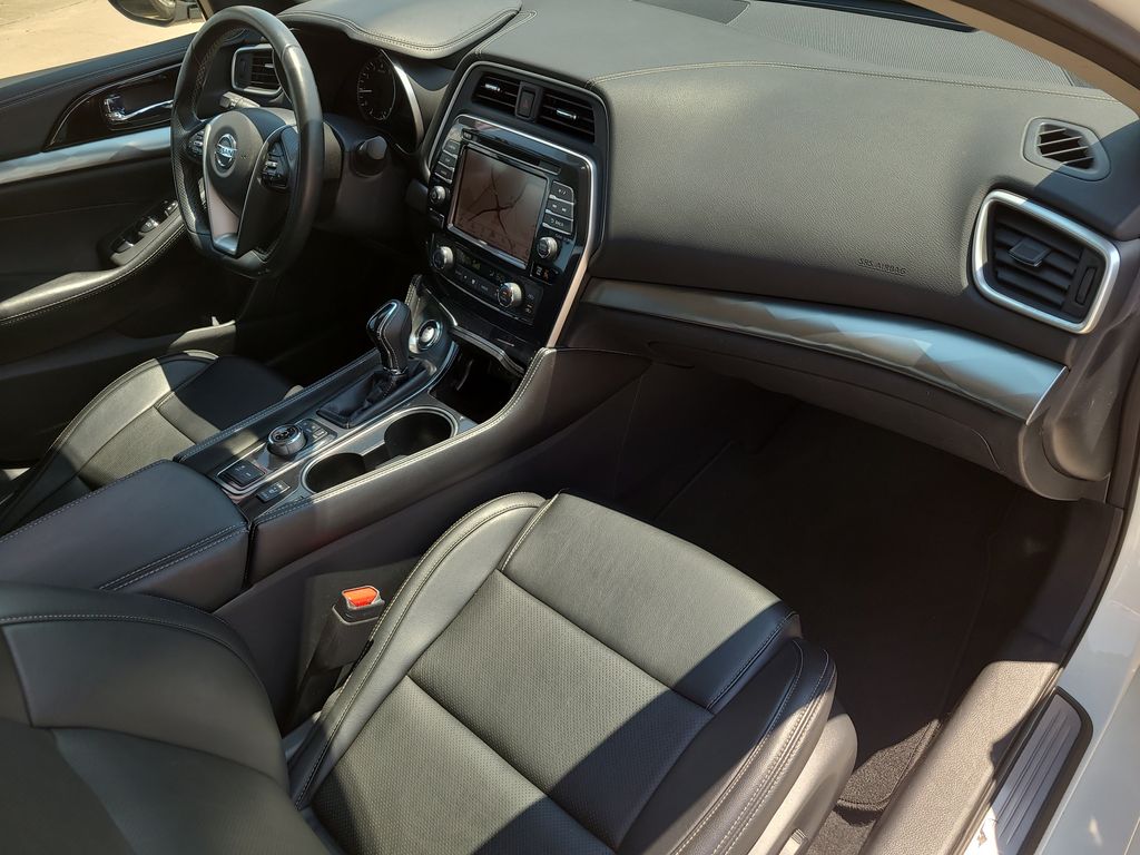 2022 Nissan Maxima SV - Photo 10
