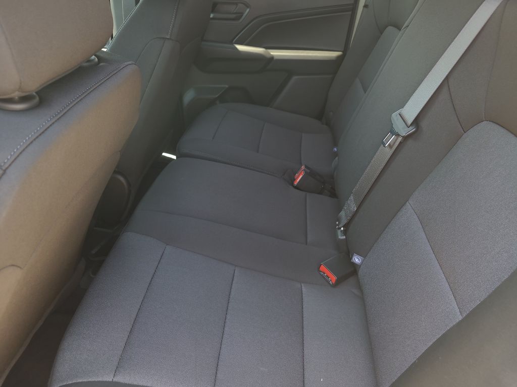 2024 Chevrolet Colorado Trail Boss - Photo 13