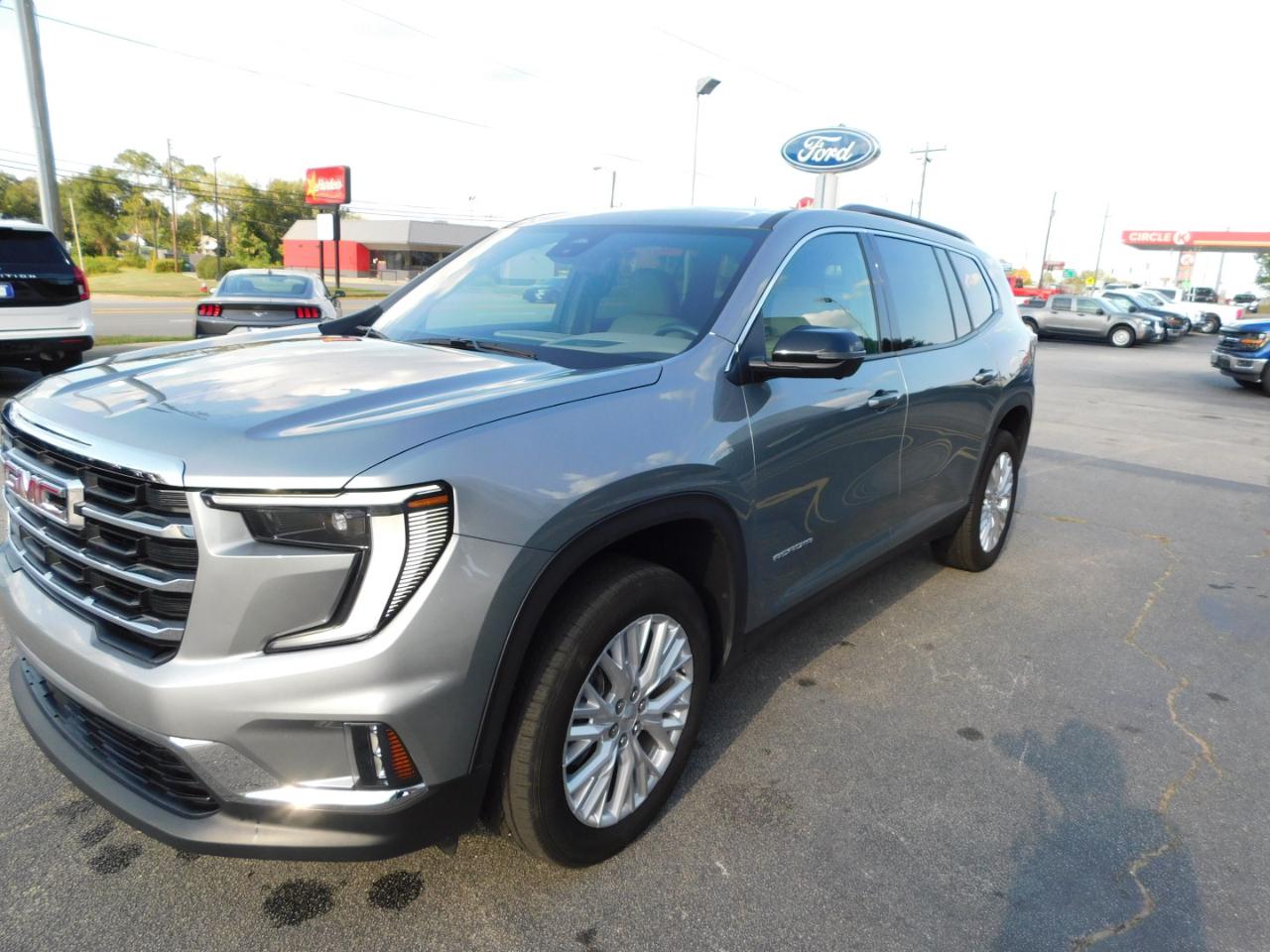 Used 2026 GMC Acadia Elevation SUV