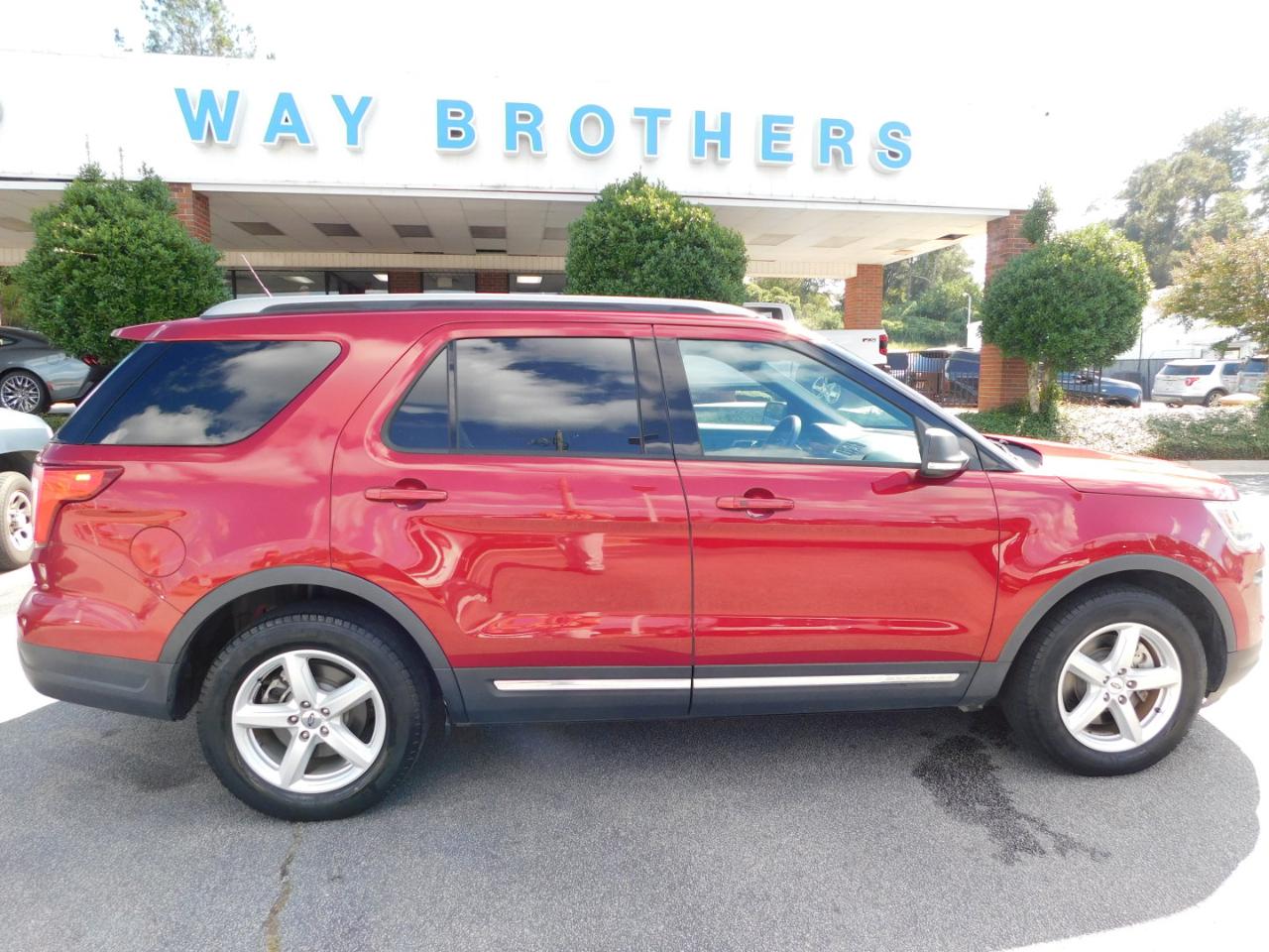  Ford Explorer
