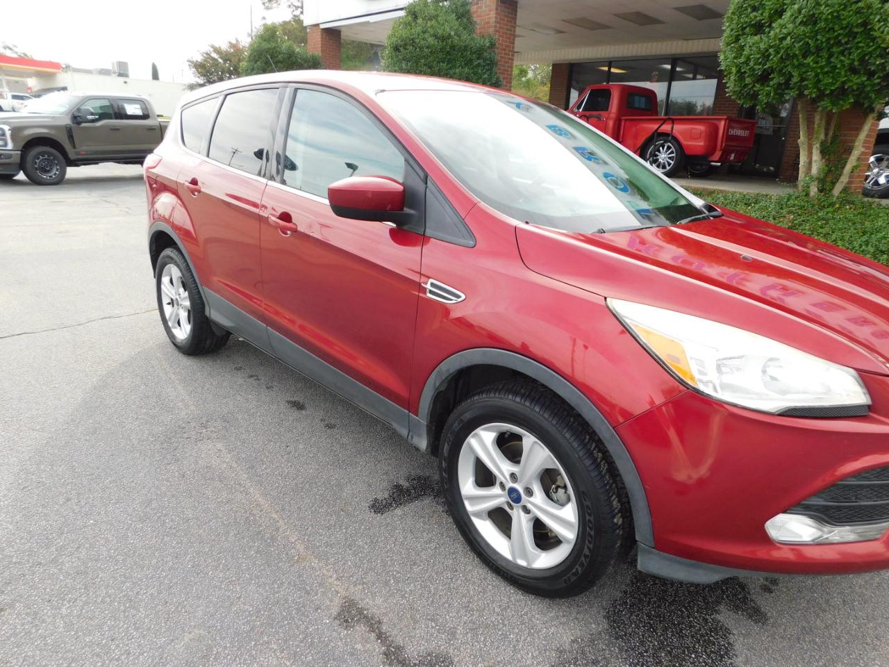 Used 2014 Ford Escape SE