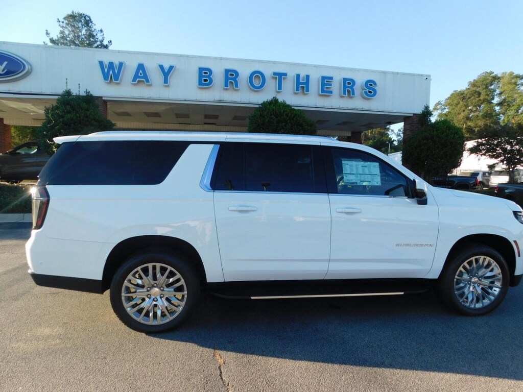New 2026 Chevrolet Suburban LT SUV