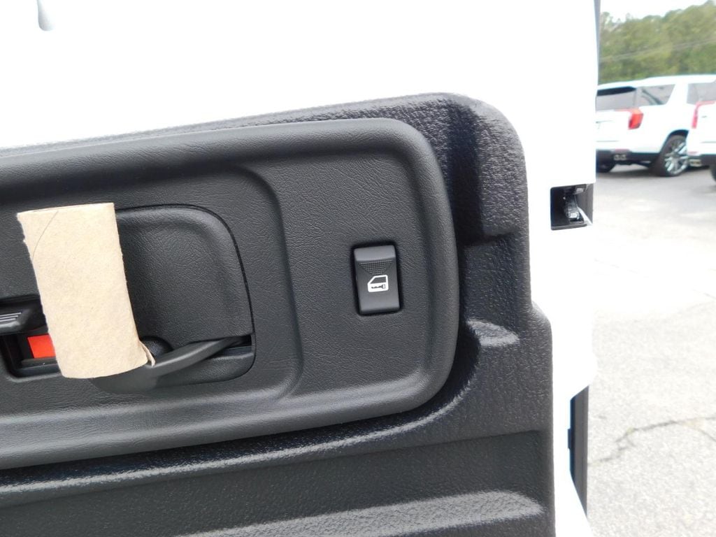 2026 GMC Savana Cargo Work Van - Photo 17