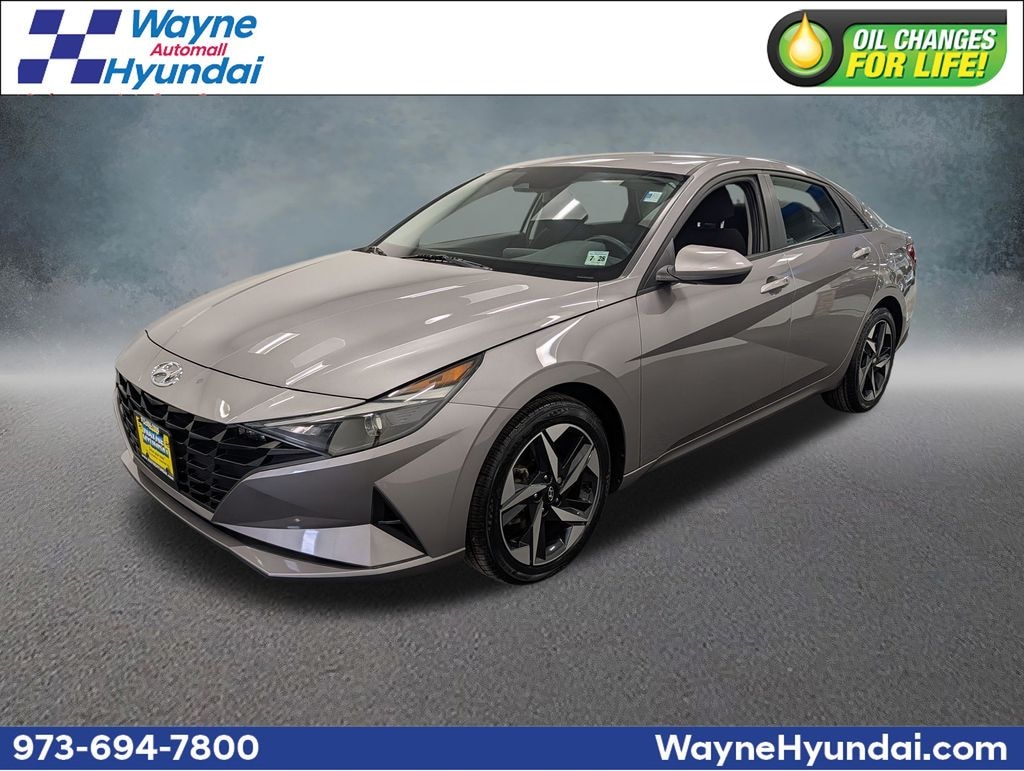 Used 2023 Hyundai Elantra SEL Sedan