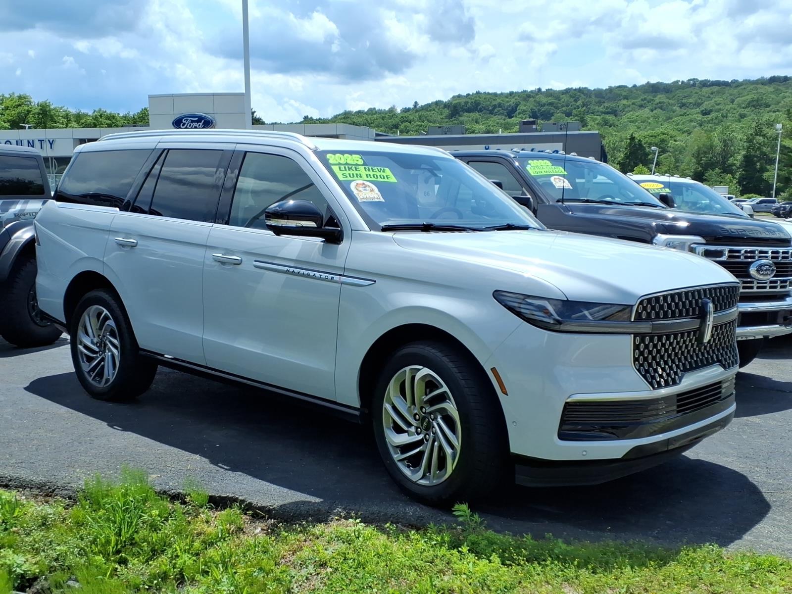 2025 Lincoln Navigator