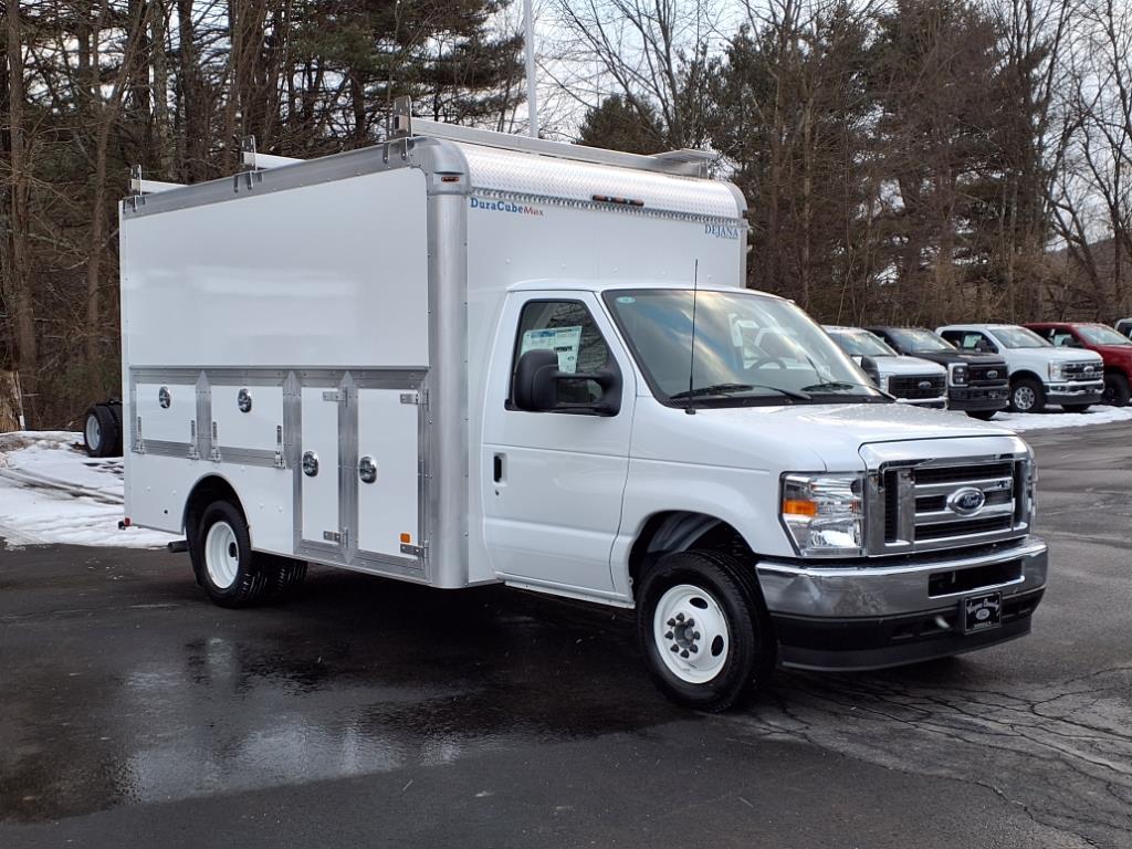 2025 Ford E-Series Cutaway