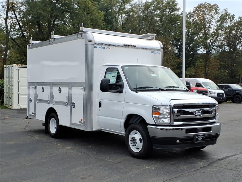 New 2026 Ford E-Series Base Cutaway E-350 SD 138 in. WB DRW Cutaway Chassis