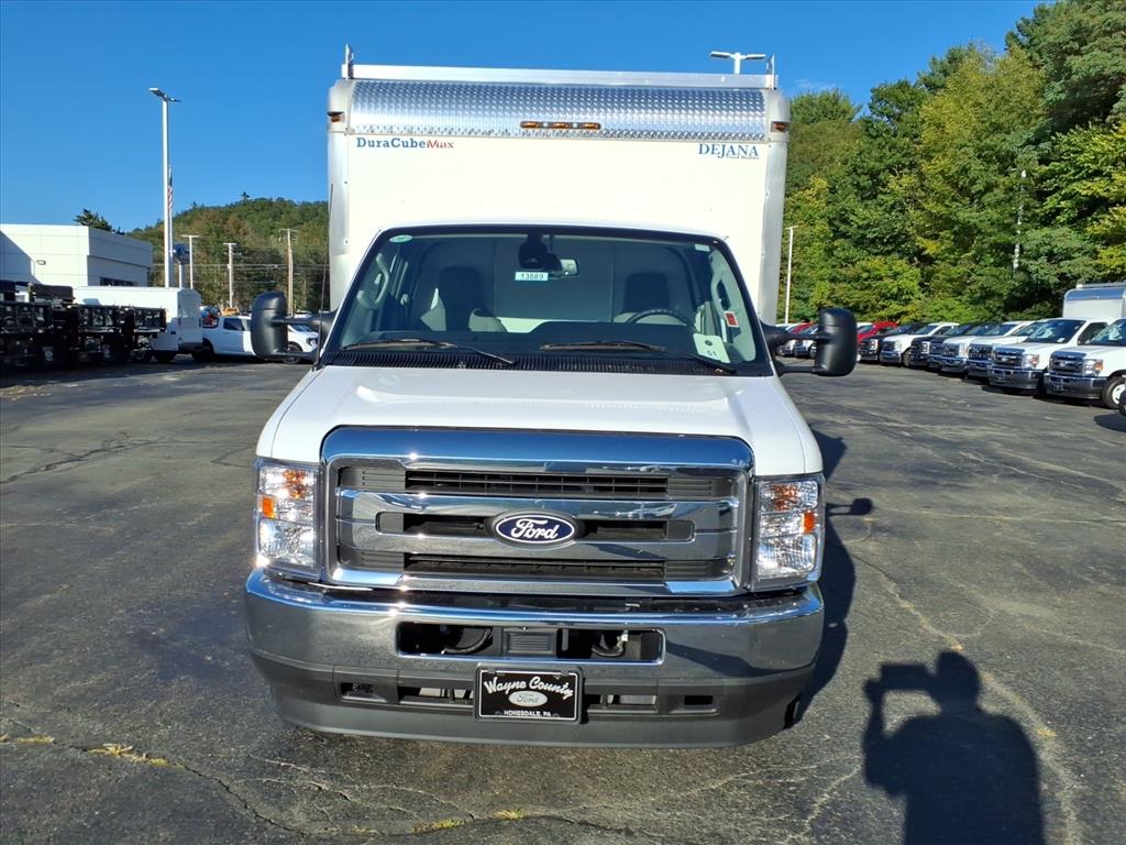 2026 Ford E-Series Cutaway Base - Photo 6