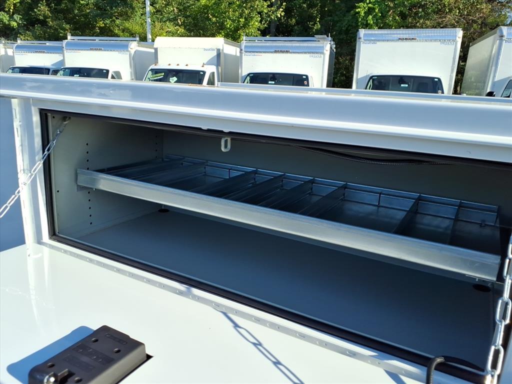 2025 Ford F-550 Super Duty Chassis Cab XL - Photo 14