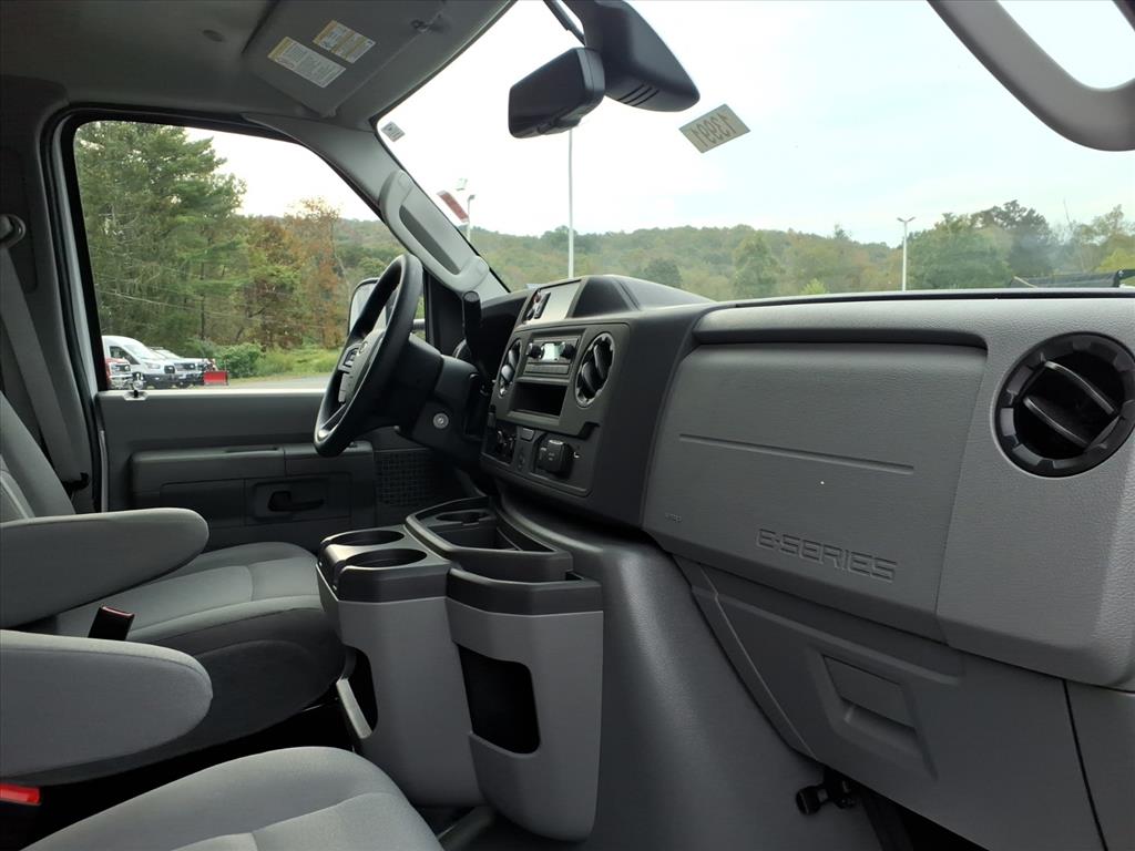 2026 Ford E-Series Cutaway Base - Photo 17