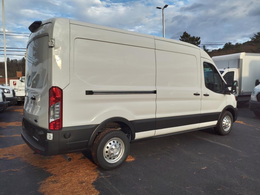 New 2024 Ford Transit Base 250 LWB Medium Roof Cargo Van