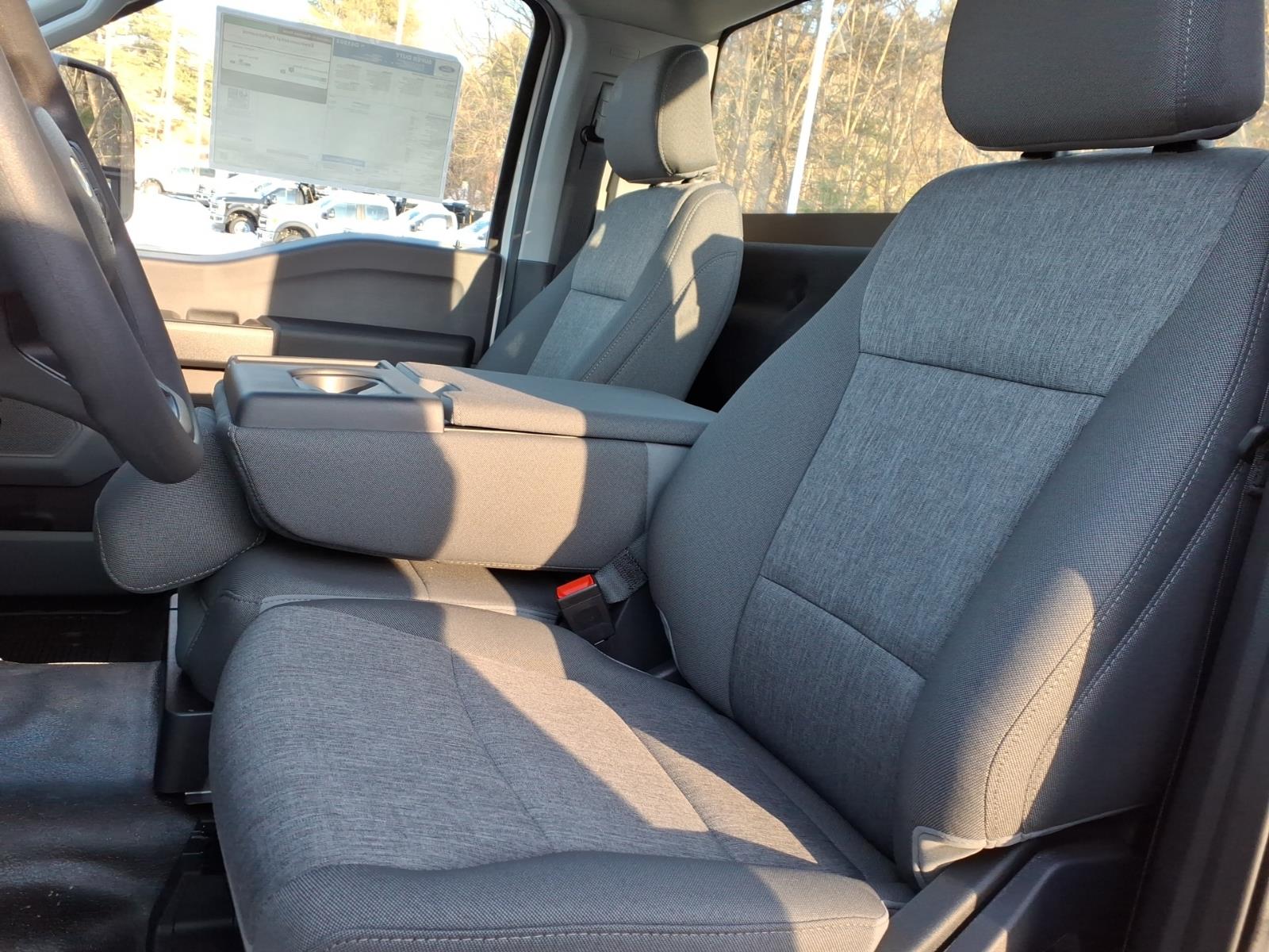2025 Ford F-250 Super Duty XL - Photo 10