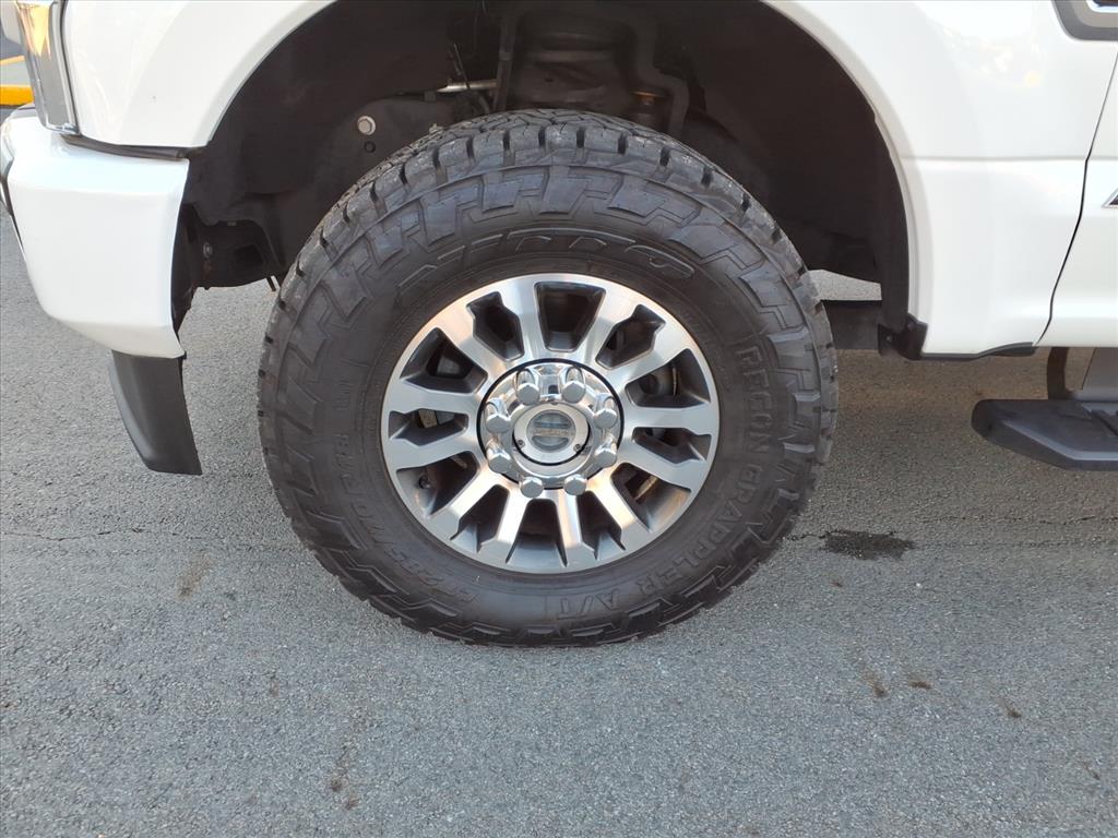 2022 Ford F-350 Super Duty Lariat - Photo 9