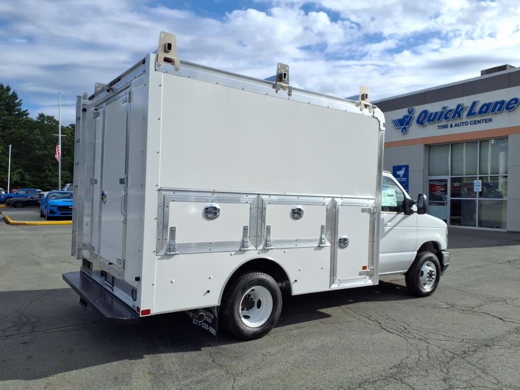 New 2026 Ford E-Series Base Cutaway E-350 SD 138 in. WB DRW Cutaway Chassis