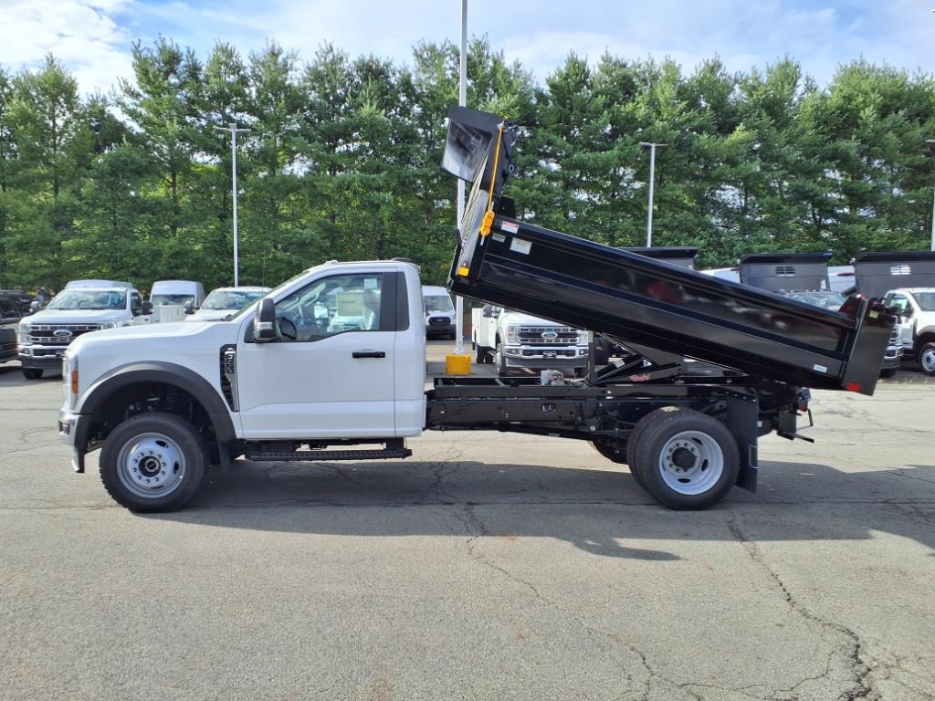 2025 Ford F-550 Super Duty Chassis Cab XL - Photo 6
