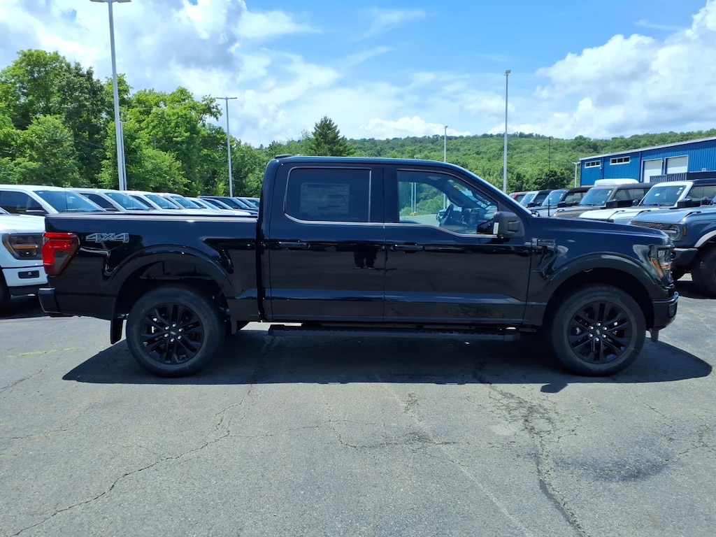 New 2026 Ford F-150 XLT 4x4 XLT SuperCrew 5.5 ft. SB