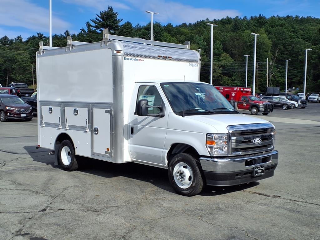 New 2026 Ford E-Series Base Cutaway E-350 SD 138 in. WB DRW Cutaway Chassis