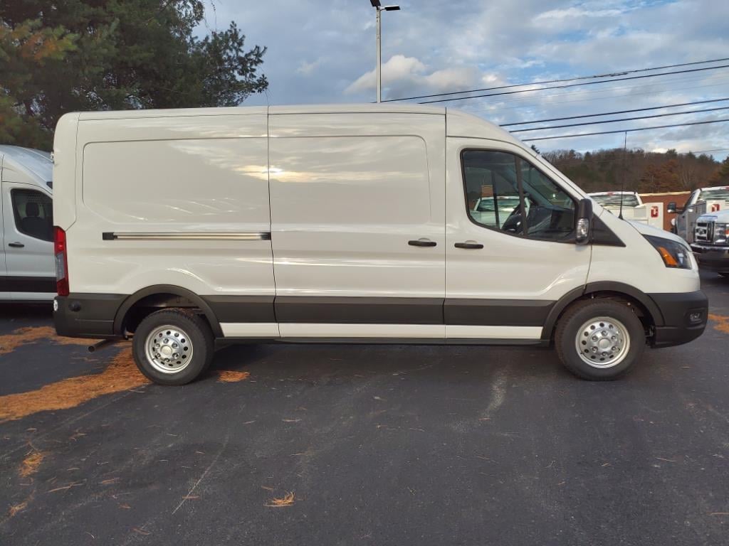 New 2024 Ford Transit Base 250 LWB Medium Roof Cargo Van