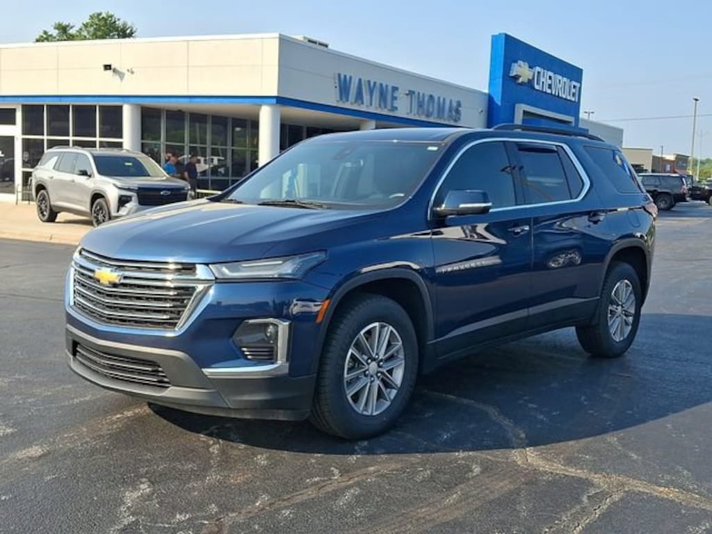 Used 2023 Chevrolet Traverse LT Cloth SUV