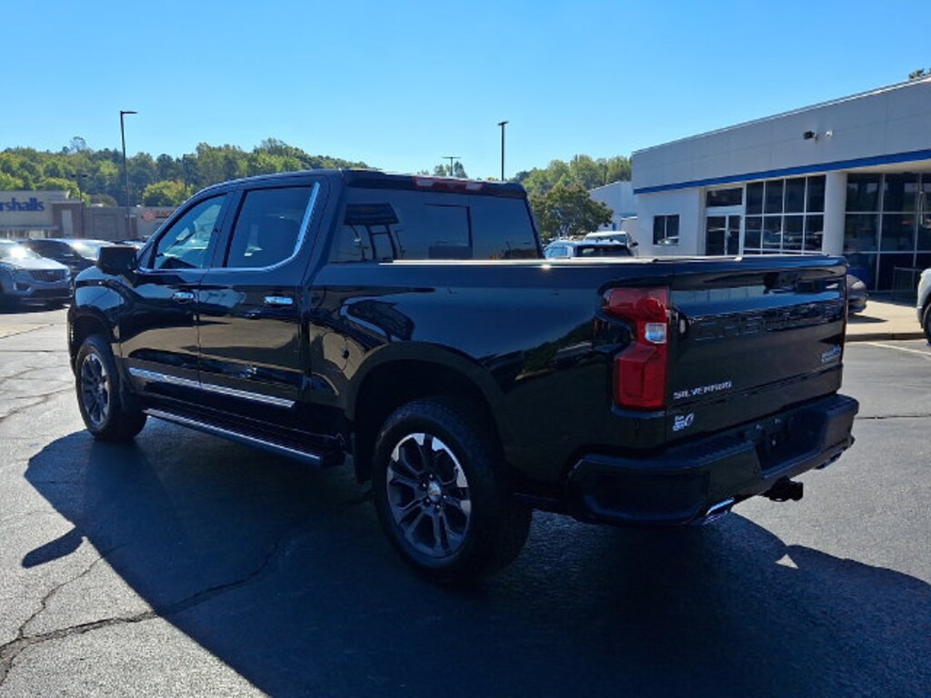 New 2026 Chevrolet Silverado 1500 High Country Truck