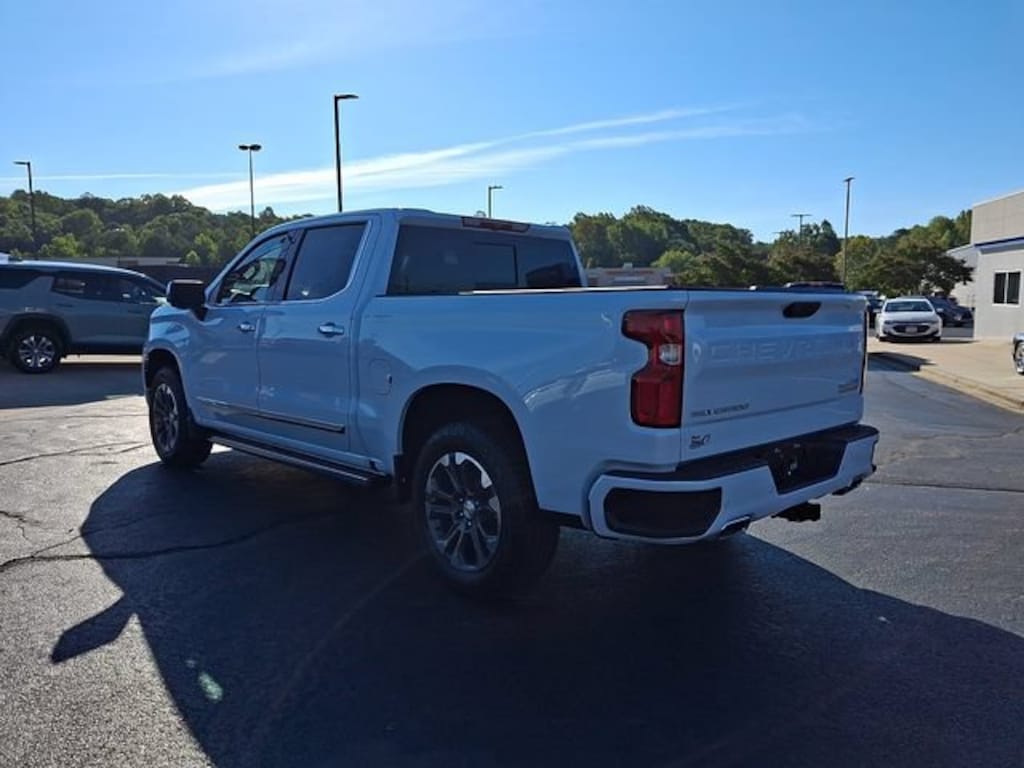 New 2026 Chevrolet Silverado 1500 High Country Truck