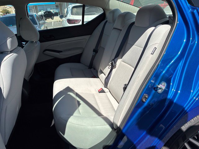2025 Nissan Altima SV - Photo 7