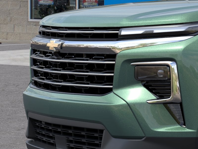 2027 Chevrolet Traverse LT - Photo 13