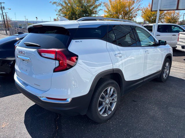 Used 2024 GMC Terrain SLT SUV