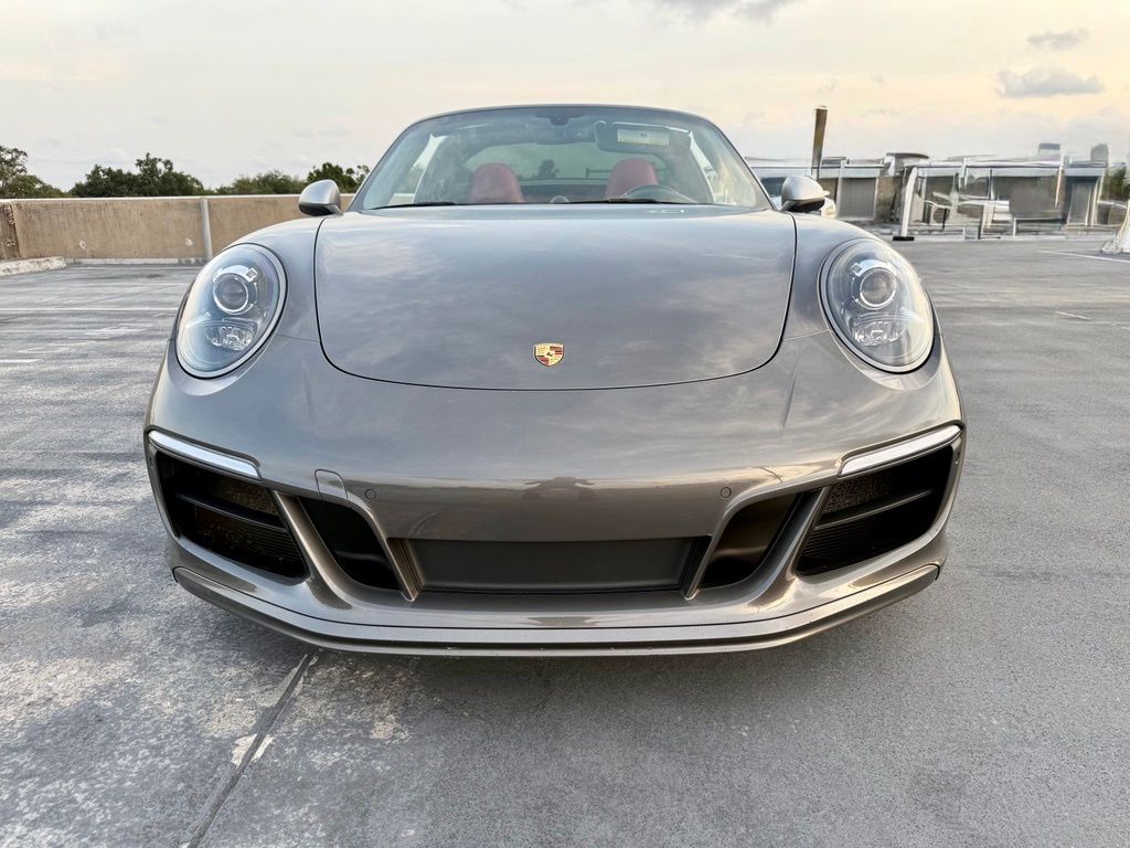 2019 Porsche 911 GTS - Photo 19