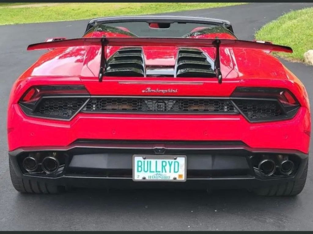 Used 2019 Lamborghini Huracan LP580-2S Convertible