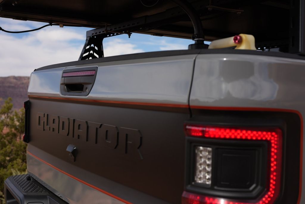 2021 Jeep Gladiator Mojave - Photo 17