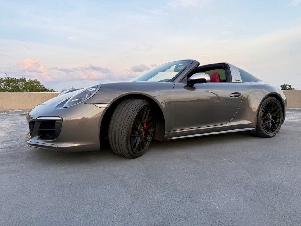 2019 Porsche 911 GTS - Photo 22