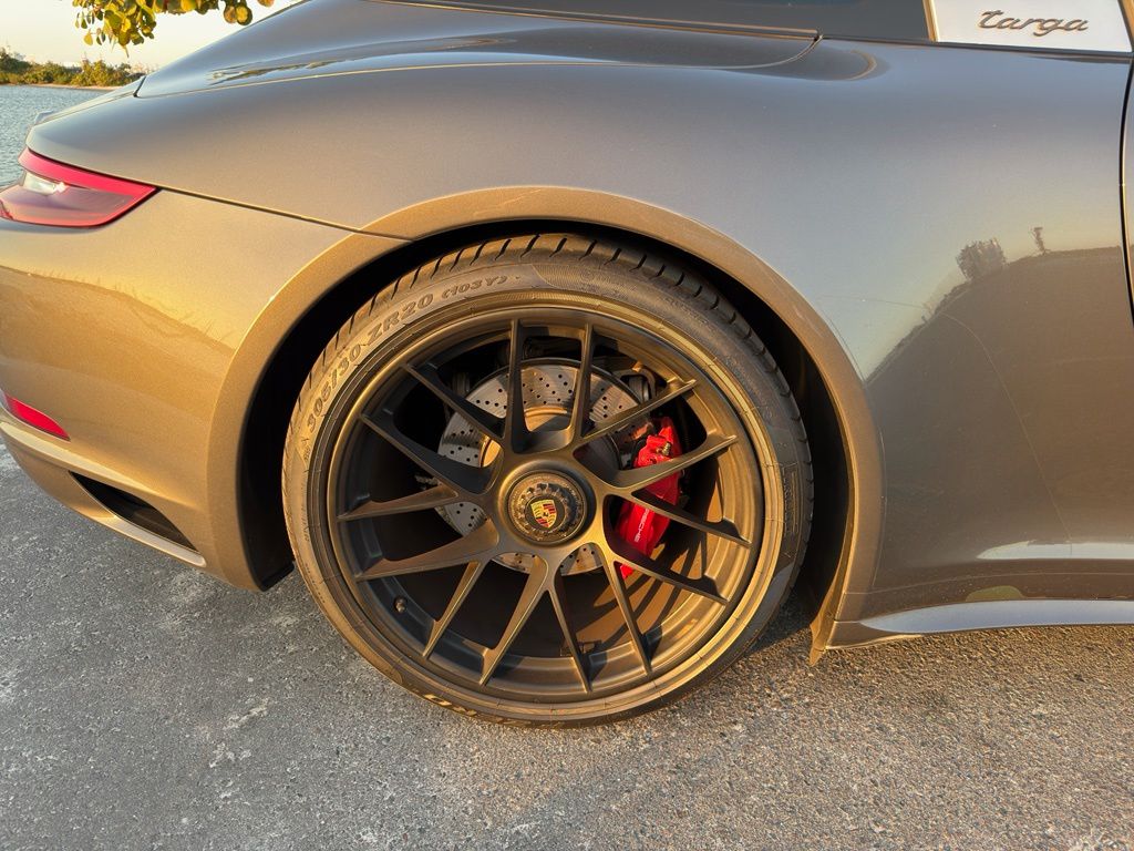 2019 Porsche 911 GTS - Photo 37