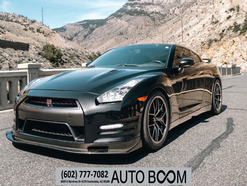 2014 Nissan GT-R