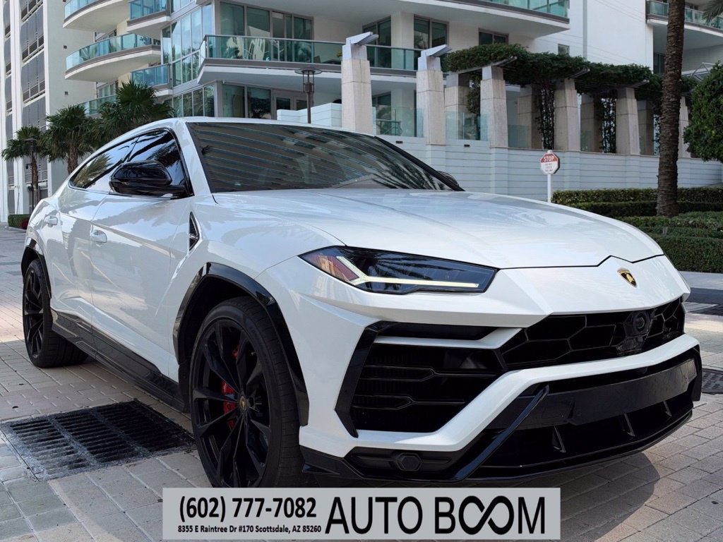 2022 Lamborghini Urus Base