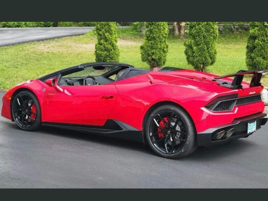 Used 2019 Lamborghini Huracan LP580-2S Convertible