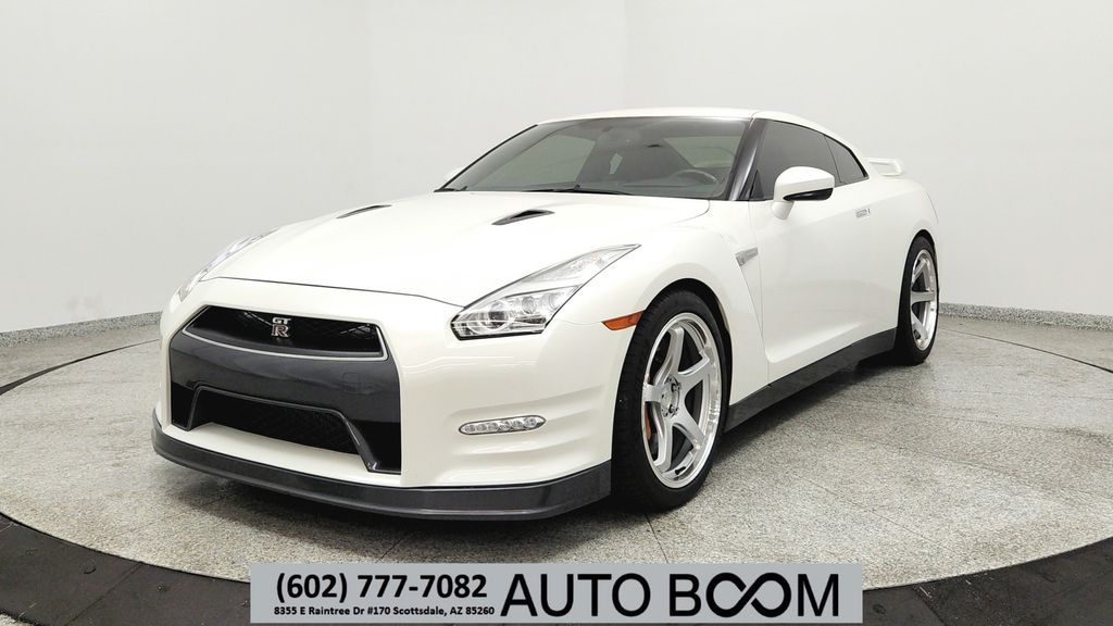 2016 Nissan GT-R