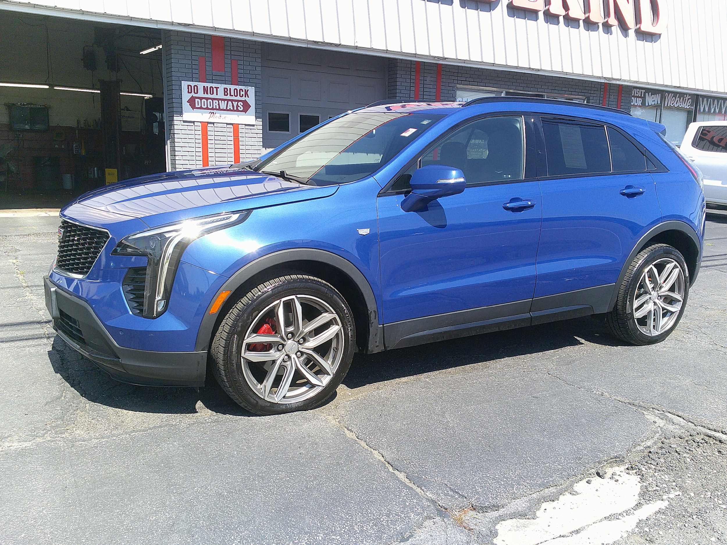 2021 Cadillac XT4 Sport - Photo 15