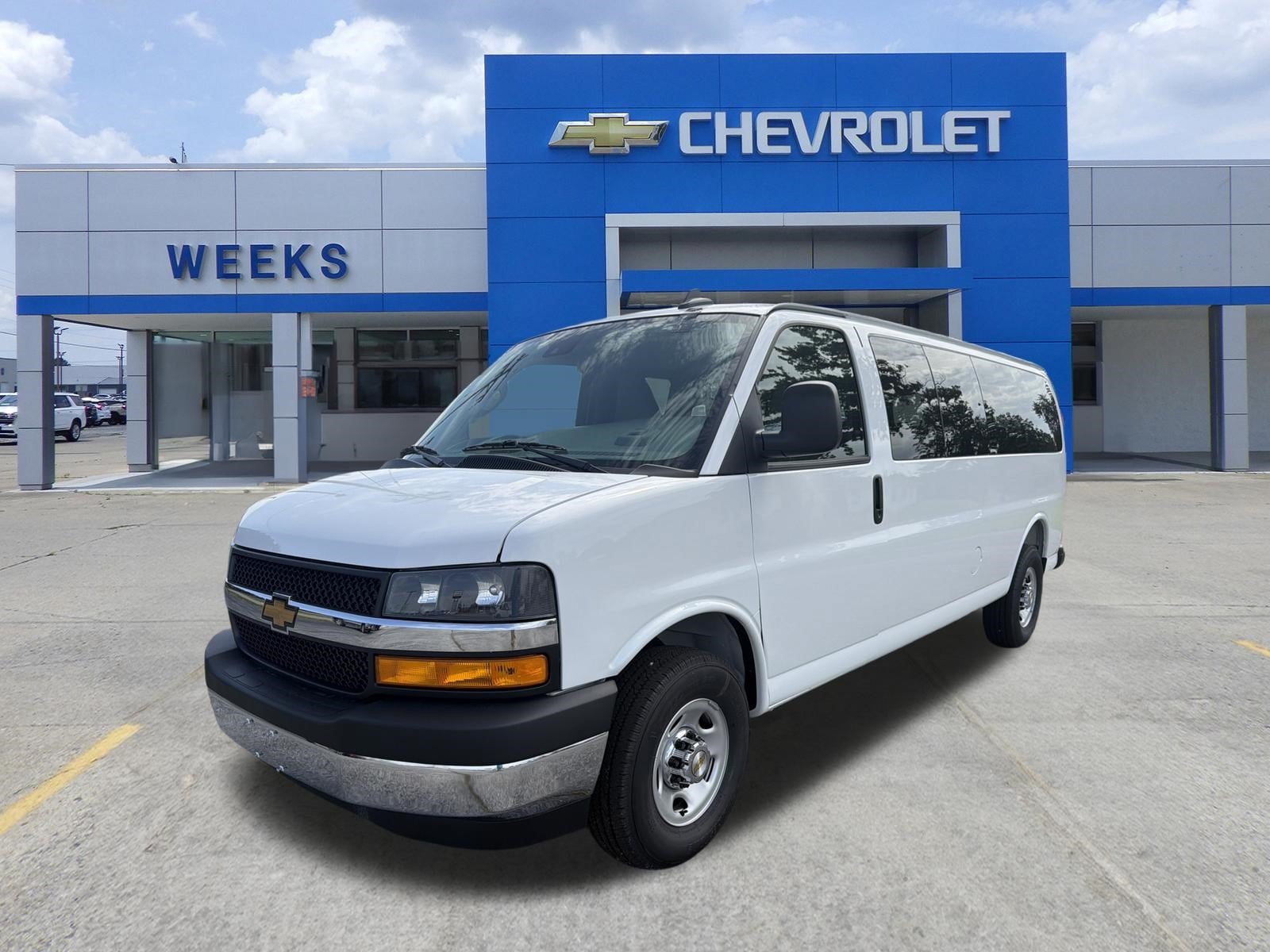 2026 Chevrolet Express Passenger LT