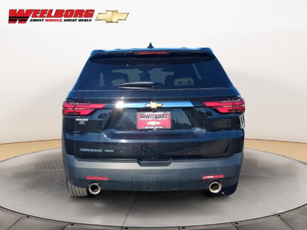 Used 2022 Chevrolet Traverse LS SUV